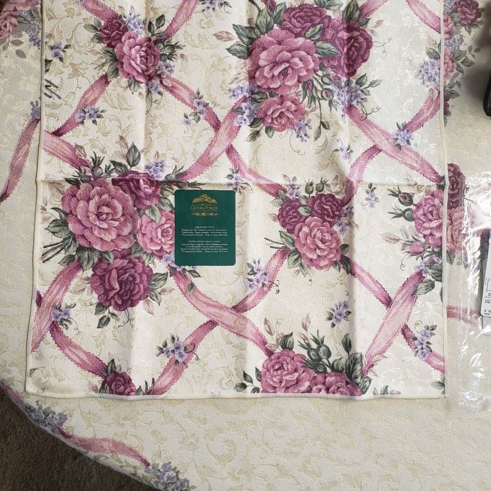 Vintage Glynda Turley Rose Rhapsody Napkins Set Of Four NWT
